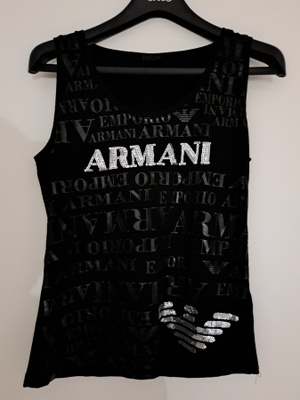 Armani toppi koko M/L