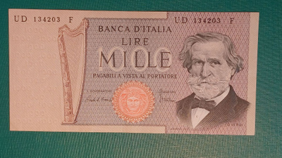 ITALIA    1000 Liiraa  pakkasileä . . katso .kuvaus.
