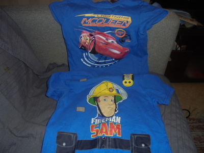 2 x T-paita lasten Fireman-Sam ja  L.Mcqueen