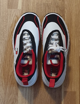 TOMMY HILFIGER miesten kengät lenkkarit koko 46