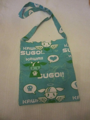 Kassi turkoosi Kawaii   Sugoi! -tekstit ja enkelit & pirut