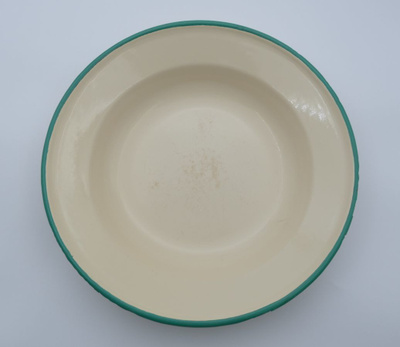 Syvä emalilautanen, 4 kpl  24,4 cm  Vintage!