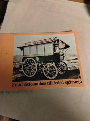 från hästomnibus till ledad spårvagen