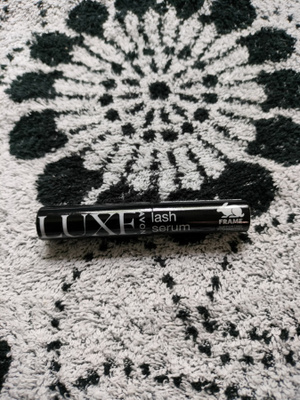 ~Avon Luxe ripsiseerumi~