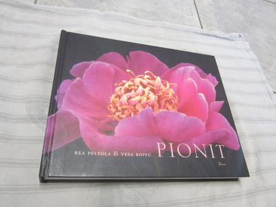 Rea Peltola & Vesa Koivu : Pionit