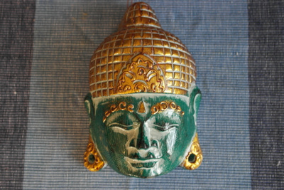 Buddha maski.Seinäkoriste.