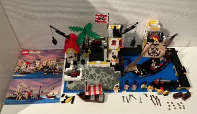 Lego Merirosvosarja Imperial Trading Post