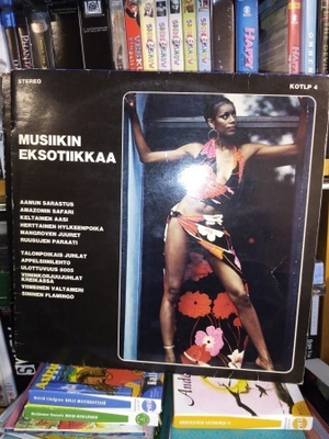 LP : JEAN-CLAUDE OLIVER :  MUSIIKIN EKSOTIIKKAA ( SIS POSTI)