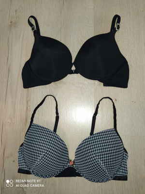 Konradin ja H&M:n rintaliivit kokoa 80A