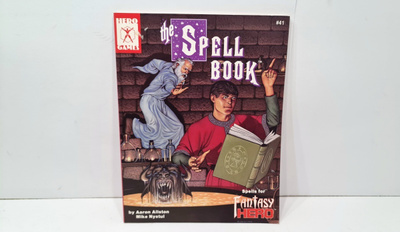 Fantasy Hero - The Spell Book #41 roolipelikirja