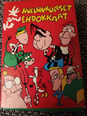 Hullunkuriset ehdokkaat korttipeli