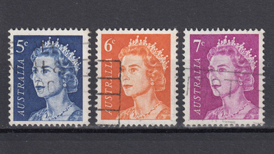 Australia 1967-71 MI 391, 450 ja 478 Queen Elizabeth II
