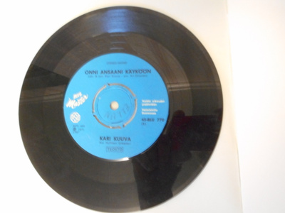 KARI KUUVA 7"Vinyyli Onni Ansaani Käyköön v.1971