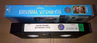 KUUSI PÄIVÄÄ SEITSEMÄN YÖTÄ VHS