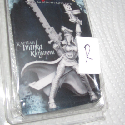 Raging Heroes Kurganovas 28mm Kapitan Ivanka Kurganova TINAA