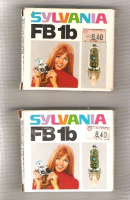 Sylvania  1b, kaksi rasiaa, salama, 19 lamppua.