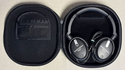 Audio-Technica vastamelukuulokkeet