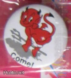 Little Red Devil "hangolla" - rintamerkki (UUSI) 3 cm