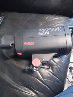 Studio salama Profilux eco 500