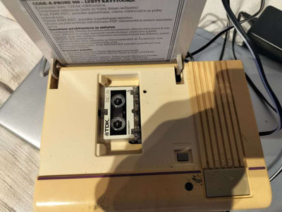 Code-A-Phone 900 puhelinvastaaja + virtalähde