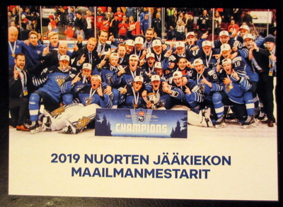 2019 Nuorten jääkiekon maailmanmestarit postikortti