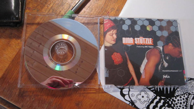 CD sinkku 2000 Nina Stützle Feat. MC Tidján Henkilökohtaises