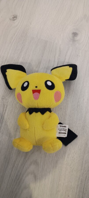 Pokemon Pikachu pehmolelu 24cm