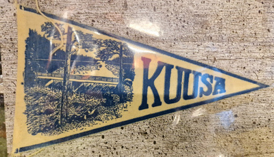 Kuusa vintage matkailuviiri