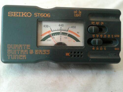 SEIKO ST606 QUARTZ GUITAR AND BASS TUNER.