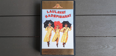 VHS: Laulavat Sadepisarat (Gene Kelly 1951/1992)