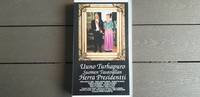 VHS: Uuno Turhapuro Suomen Tasavallan Herra Presidentti,1992