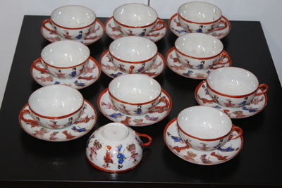 UPEA TEEASTIASTO (tai kahvi) Kiina / Korea / Taiwan ?  10+10