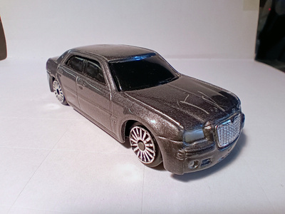 Chrysler 300C Helmi Maisto