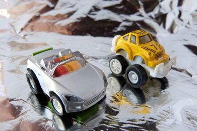 Kaksi vetoautoa 1980-luku
