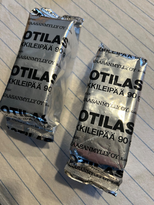 SOTILAS näkkileipää vuodelta 1982