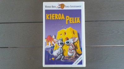VHS: Kieroa Peliä (Looney Tunes 1998)