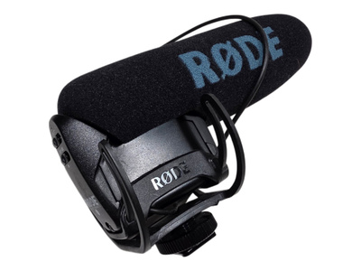Mikrofoni kameraan (Rode VideoMic Pro)