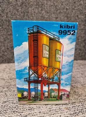 Kibri H0 kit B-9952  vintage sementtivarastotorni