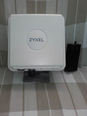 Zyxel LTE7460 4G reititin ulkokäyttöön (ulkoteline mukaan)
