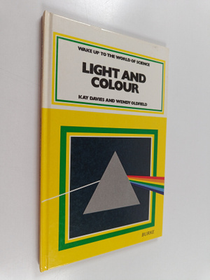 Kay Davies ym. : Light And Colour