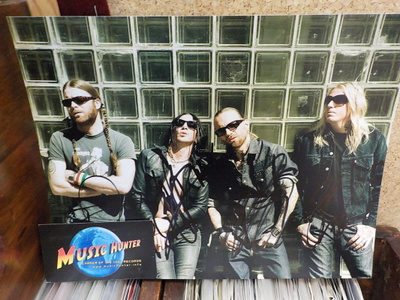BACKYARD BABIES PROMOKUVA + KOKO BÄNDIN  NIMMARIT