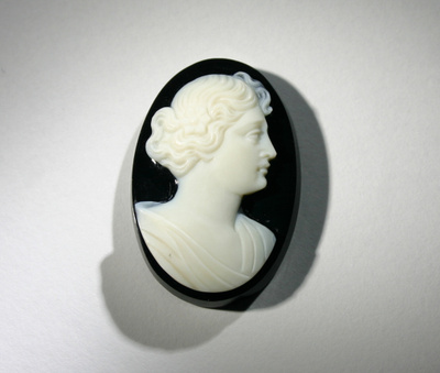 Virheetön valkoinen nainen 30mm / 29ct Idar-Oberstein Petsch