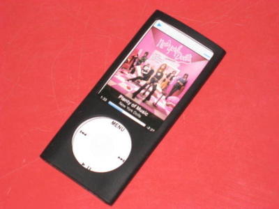 Silikonisuoja Apple iPod Nano 5 5th gen 5G *uusi*  musta