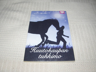 Marilyn Halvorson Huutokaupan tuhkimo  -nid