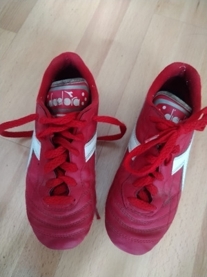 DIADORA  jalkapallokengät 34-koko