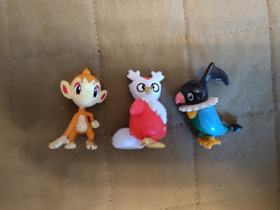 Pokemon - Chimchar, Delibird, Chatot.