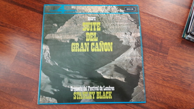Grofé – Stanley Black Dirigiendo La Orquesta Del Festival D
