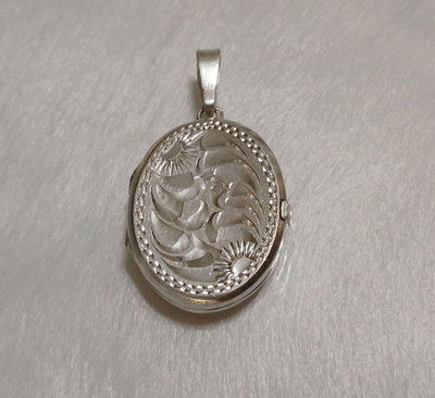 Design Teuvo Niemi Hopea Medaljonki riipus
