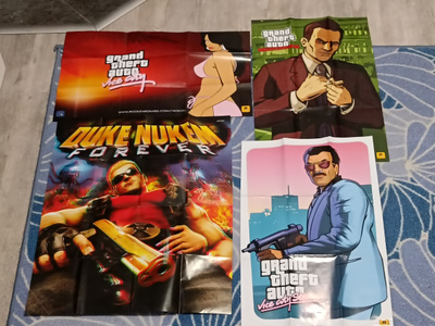 GTA ja Duke Nukem Julisteet/Kartat
