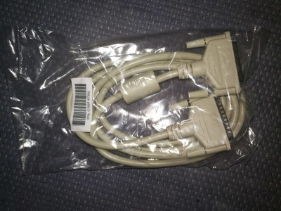 Hewlett Packard BU-C7697-47300 25 Pin Pass Through Cable